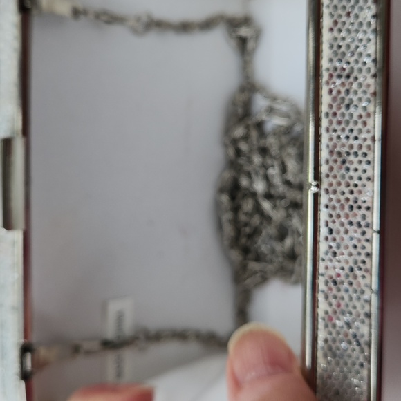 Silver clutch - Picture 7 of 8